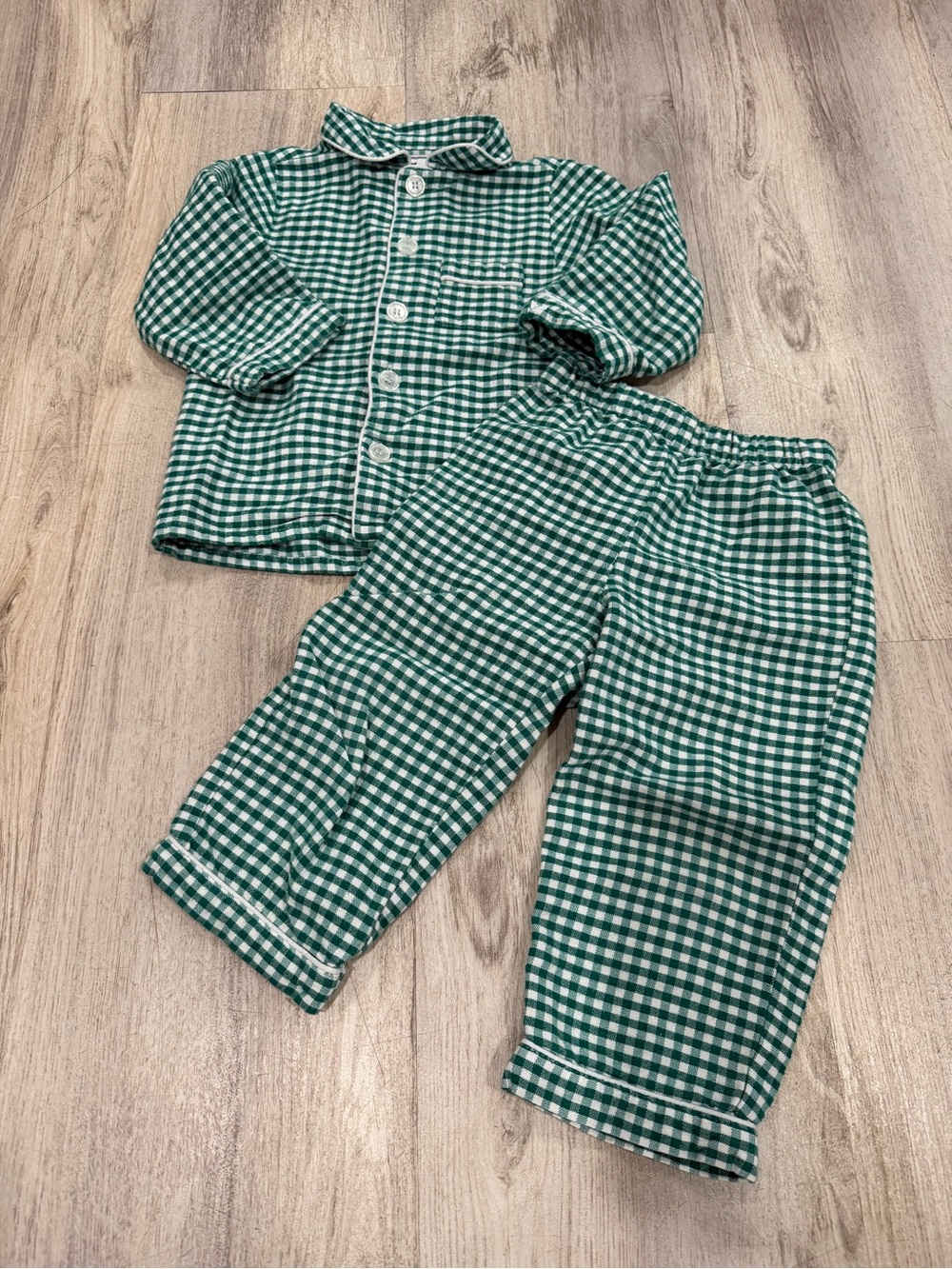 Kids Green Gingham Pajama Set - Two-Piece Button-Up Sleepwear